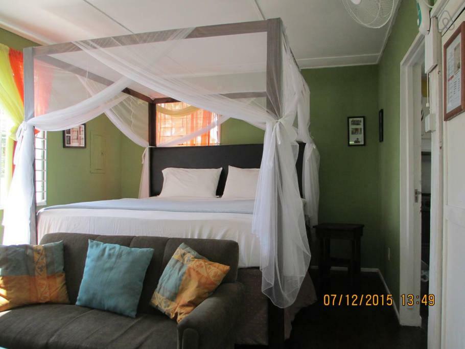 كينغستون Kingsworth Bed And Breakfast المظهر الخارجي الصورة